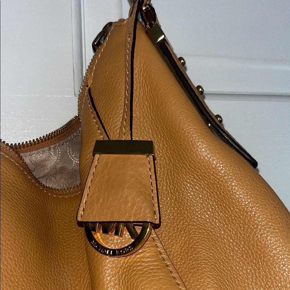 Michael Kors Pebbled Leather Hobo Bag - Picture 4 of 10